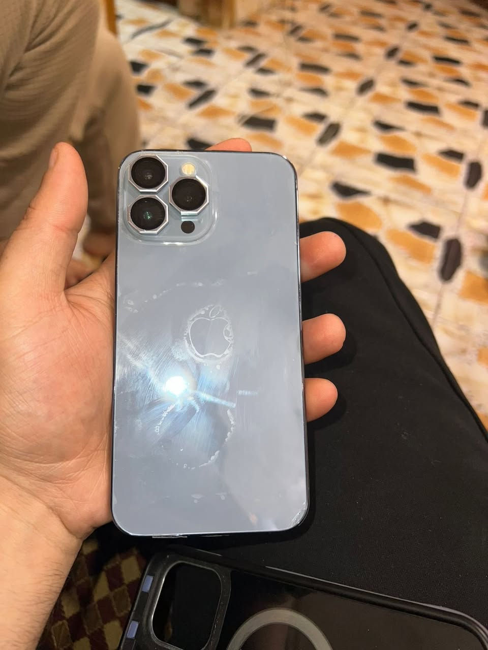 ايفون 13برو ماكس ذاكره 256 لون بحري مميز فول نظافه مغلف ppf حمايه لجهاز الجهاز كامل ملحقاته مع ضمان المحل التواصل واتساب فقط *********** مكاني البصره ياسين خريبط  السعر 690 وبي مجال بسيط.
