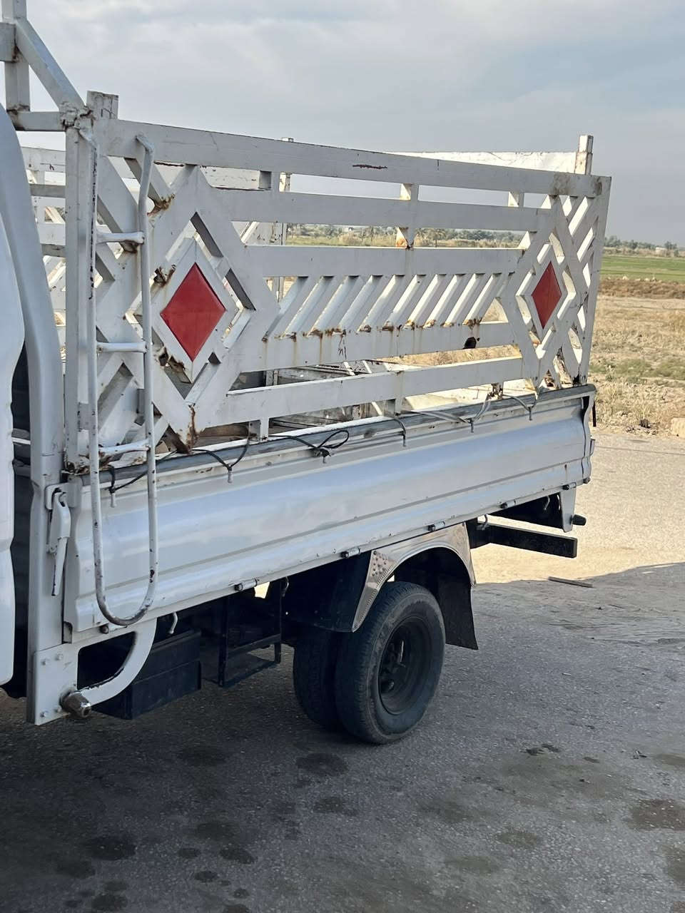 كيه مال جناي محرك ٣٠٠٠مفتوح محرك جديد تبريد شغال كهربائيات كامله رقم أنبار مالكهه يمي ابكربلاء بيهه ظربه باب سائق سياره مصبوغه عام رايد امراوس بسياره صالون الانتره اكسنت ريو موديل ٨/٩صفره والله خصوصي تلفون ***********
