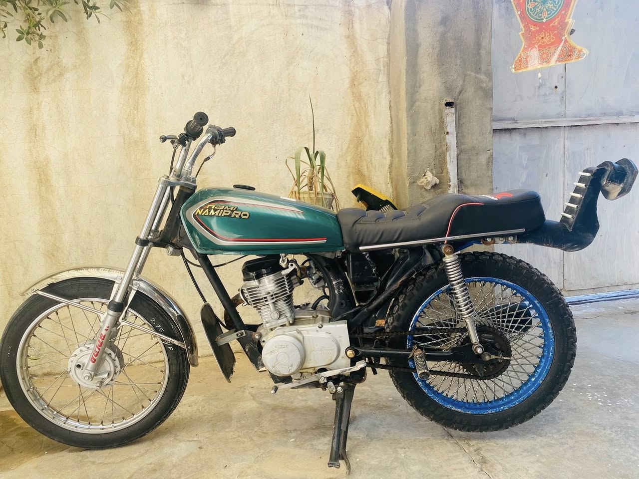 نامي برو موديل 18 اوراق دراجه حلوه بدون عيب سعر 350 وبي مجال بسيط ***********
