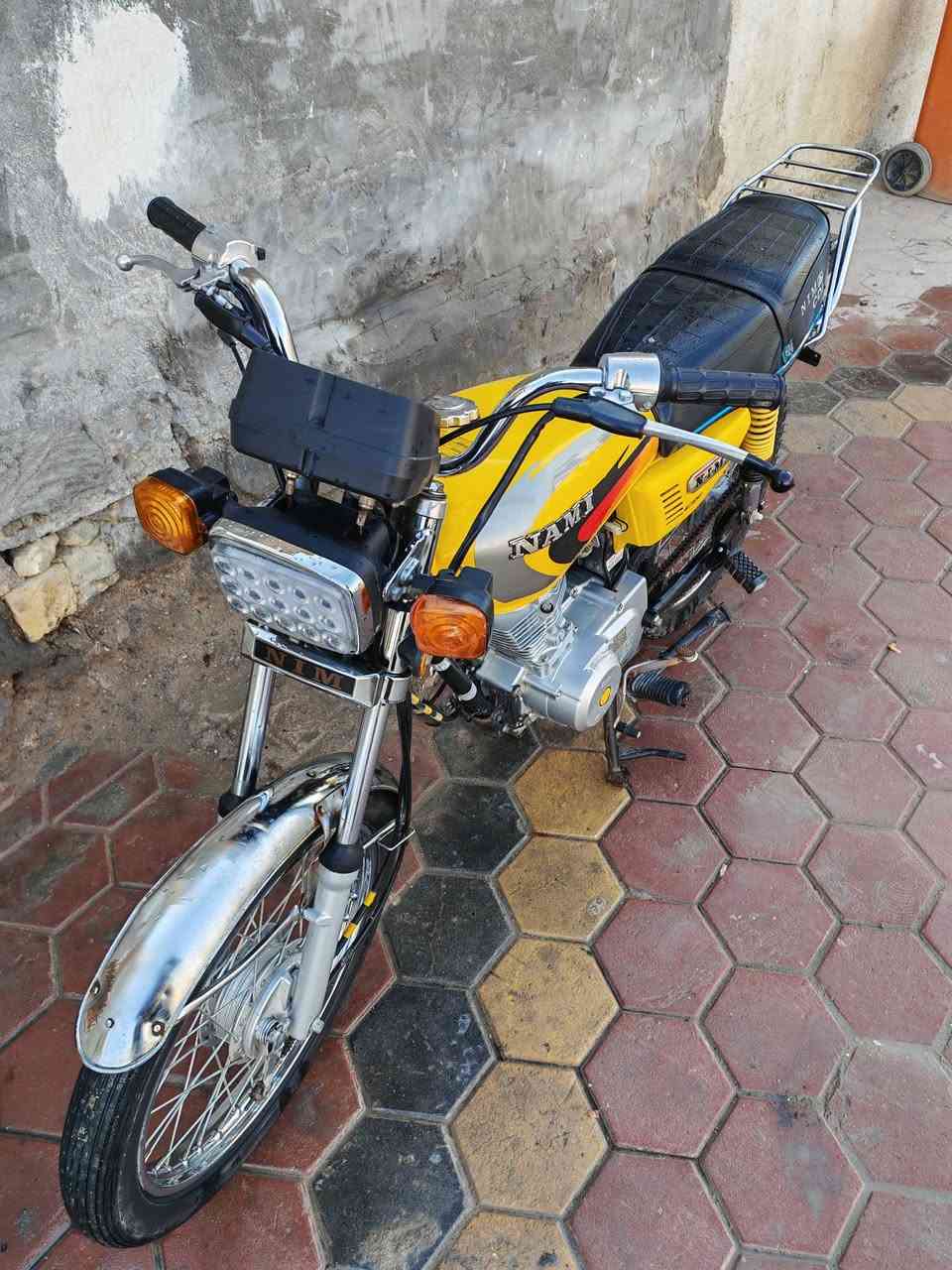 نامه امتياز 23 أوراق
مامفتوحه نضيفه ما مفيلزه
ناصريه مركز
السعر900الف بيها مجال
***********
***********
