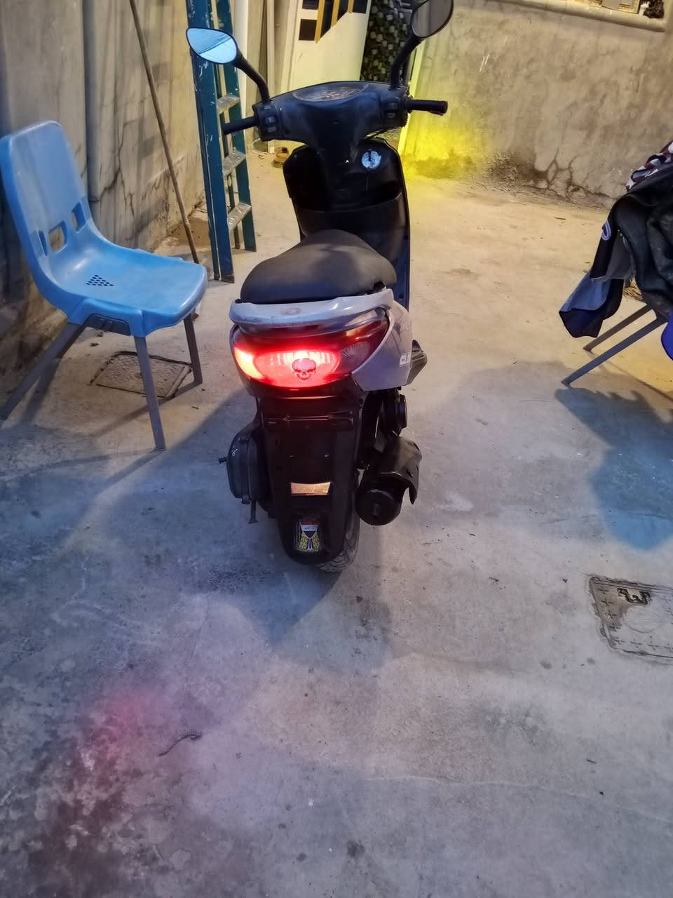 دراجه بريز مكينه لاتنقيص ولا تبخير مكينه جديده ما مفتوحه كله شغاله مكينه ناعمه مكاني ابو غريب زيتون تواصل عل واتساب عل ماسنجر موجود سعر 650بيه مجال 
***********
