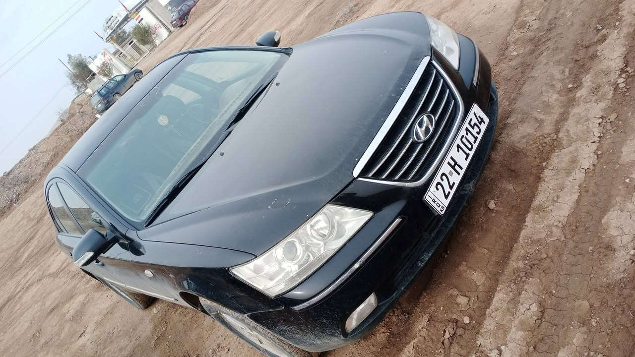 السلام عليكم ورحمه الله وبركاته 👋🏻
سوناتا خليجي 4 سلندر موديل 2009
اللون اسود 
 رقم أربيل جديد بسمي 
محرك 2000 جديد مال كصه 
باتري جديد 
دوشمه جديدة 
دبلات امامي جديد 
ربل طبله أمامي جديد 
صبغ ثلاث قطع تقريبا حزام ؟
نينوى ناحية ربيعة 
السعر 105وبيها مجال
***********
***********
