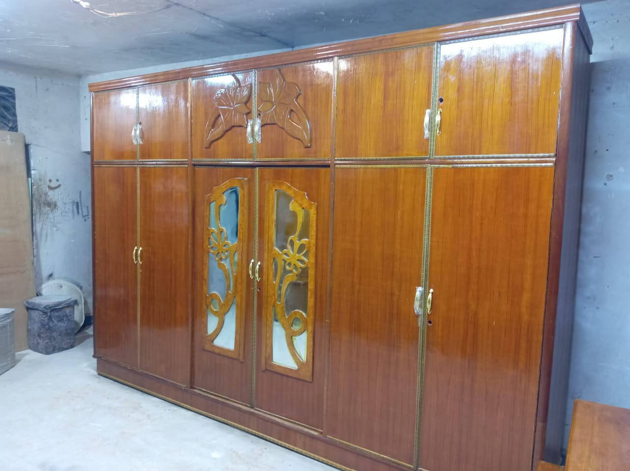 علئ بركة الله 
غرفة نوم 6باب ملحق  صاج تسكام 

جدا جدا نضيفة   يعني مال عرس 

طول الكنتور 355

رتفاع 250 

السعر 725 

***********

 العنوان  
حلة ناحيةابو غرق عامود165 
شارع الامام مدخل فرع سيد رسول 
يوجد توصيل  وشد بكروه 

 قفاله  جامة موجودات
