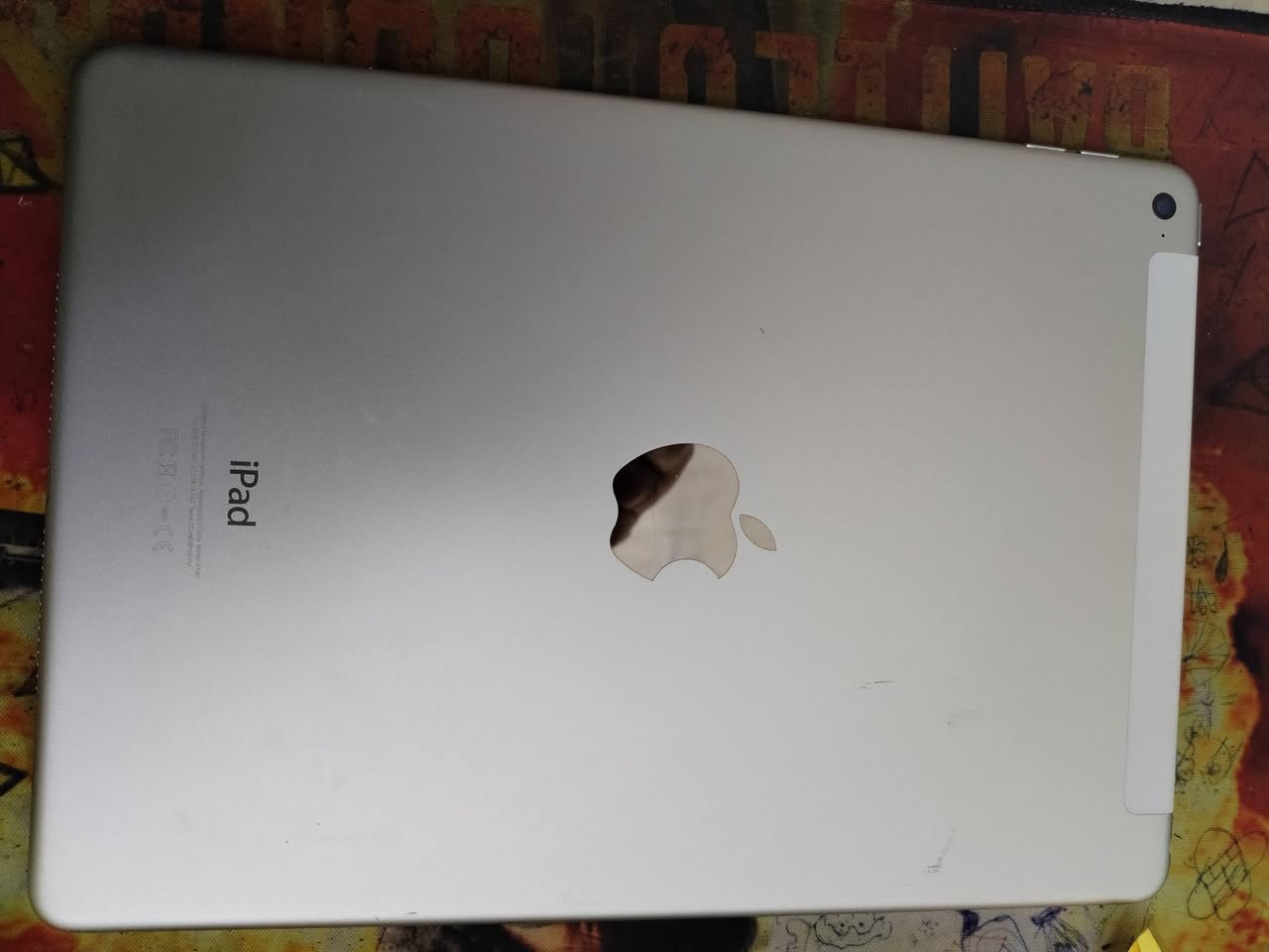 ايباد للبيع ١٥٠ وبي مجال ***********
