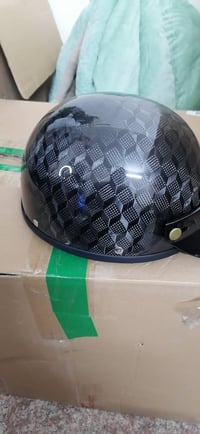 خوذة أصلية امزون • قطعتين • بغداد حي الجهاد