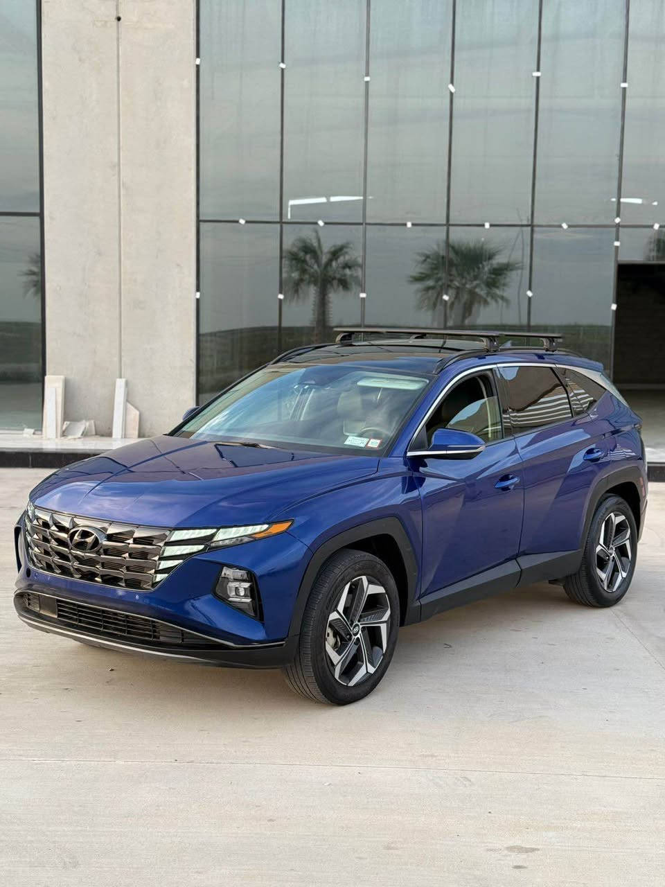 السلام عليكم 
هیوندای تكسون 2024
سعر :175 
لون:نيلي 
عداد المسافه :7 الف
حجم المحرك : 2.5L (4.سلندر )
ملاحظه :فقط جملغ  صبغ

فول فول مواصفات 1/1

فتحة سقف بانورما
دةبل اكسل 𝟒𝐱𝟒
تتقدم وترجع بريمونت
كيج الكــــتروني 
انــــارة دشبول
بصمة ابواب
بصمة تشغيل 
تشغيل عن بعد (𝐑𝐄𝐌𝐎𝐓𝐄 𝐒𝐓𝐀𝐑𝐓)
شاحن هاتف لاسلكي
شاشة دشبول ديجيتال
سماعات هارمان كاردن عدد 16
عداد كاميرات 6 ستة
كاميرا 360
كاميرا امامي
كاميرا جانبي
كاميرا خلفي
شفتات استيرن
هاند بريك بصمة
اوتو بارك (𝐀𝐔𝐓𝐎 𝐏𝐀𝐑𝐊)
اوتو هولد (𝐀𝐔𝐓𝐎 𝐇𝐎𝐋𝐃)
اوتو ستارت (𝐀𝐔𝐓𝐎 𝐒𝐓𝐀𝐑𝐓)
اوتو ستوب (𝐀𝐔𝐓𝐎 𝐒𝐓𝐎𝐏)
رادار 360
رادار امامي (تحديد مسار)
رادار جانبي  (نقاط عمياء)
رادار خلفي (التحذير من الاصطدام)
حساسات 360
حساسات امامي
حساسات جانبي 
حساسات خلفي
نظام (𝐒𝐌𝐀𝐑𝐓)
نظام (𝐒𝐏𝐎𝐑𝐓)
نظام (𝐂𝐎𝐌𝐅𝐎𝐑)
نطام (𝐄𝐂𝐎)
نظام(𝐒𝐍𝐎𝐖)
كشنات جلد 
جميع كشنات كهربائي
كشنات خزن+ميموري 
كشنات تبريد امامي 
كشنات هيتر  امامي وخلفي
تحكمات استيرن
استيرن هيتر
تبريد لمس
تبريد مركزي 
صندوق شفط كهربائي 
لايتات (𝐋𝐄𝐃) لید عدسة زينون 
بكلايتات (𝐋𝐄𝐃) لید
 ويل كروم 

تفاصيل اكثر الاتصال علی ارقام التاليه  
***********📞
‏ WhatsApp - Vibir
☎️ [hidden information]

عنوان📍عقره اكر, نينوى
