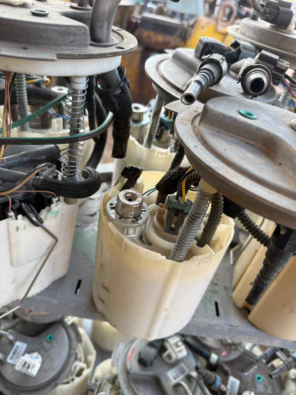 وصلت قواعد فيتبم امريكي عام  
تاهو، اكسبلور، F150 ,F350, سلفادور، ماليبو، دورنكو، ونوعيات اخرى
للتواصل واتساب
*********** رعد
