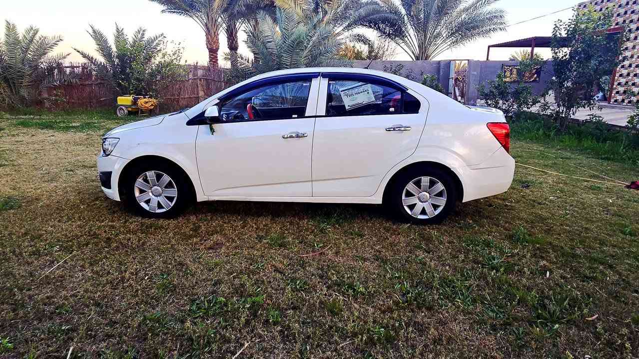 السلام عليكم 
افيو سونك 2013 رقم بابل انكليزي خليجي كفاله شرط سونار كير مكينه خير من الله  على وضع الشركه 
السعر 70 وبيه مجال***********
