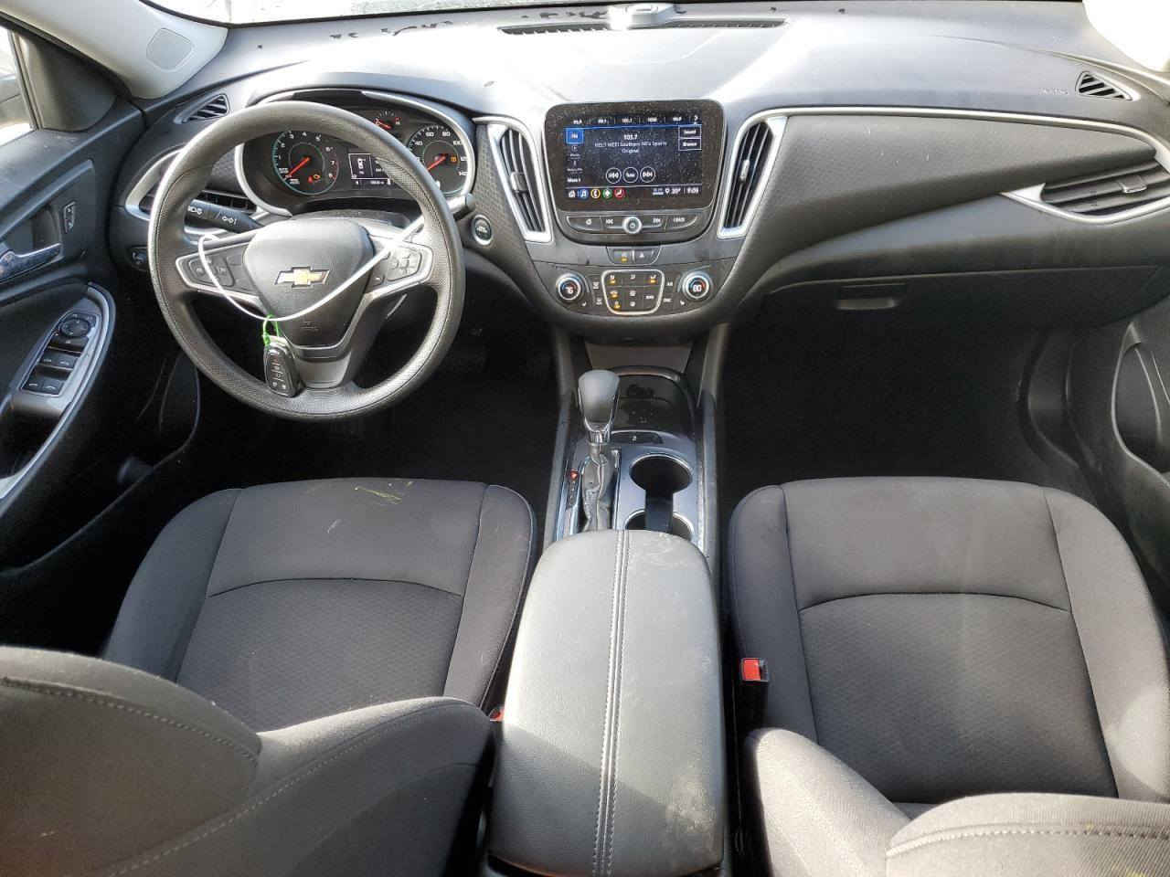 سعر (135) وبيه مجال سيارة ماليبو موديل 2022 وارد امريكي تقرير غرق فقط داخلةفاتحة نارية بدون اضرار  فتحة بانوراما اللون ذهبي ومواصفات الماليبو المعروفة بدون حساسات كامرة خلفية شاشة كبيرة باسمي السنوية لغاية 29 صار عندي حادث هنا بالعراق المدكر الخلفي الأيسر تعديل وصبغ والباقي مكفول
عنوان بصره زبير ‏‪***********‬‏
