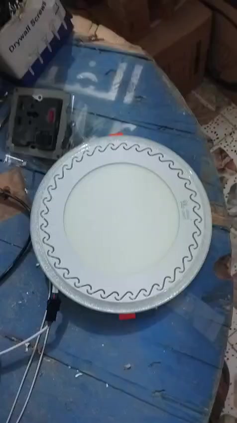 الى أصحاب المحلات تم لد لوان اصلي سعر القطعه 2500دينار
موجود توصيل إلى جميع محافظات العراق 
***********
