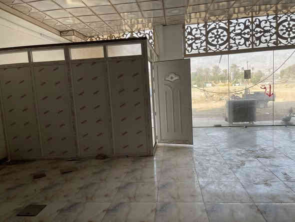 السلام عليكم للأيجار قاعة مكونة من ٤ مكاتب وقاعتين مساحتها ٤٠٠ متر 
مؤثثة بشكل كامل من مكاتب Vip وسبالت كنتورية 
تصلح مجمع طبي أو شركات أتصال 
في منطقة التقية / الشارع العام المقابل لشارع دائرة الزراعة 
للأستفسار الاتصال ***********
