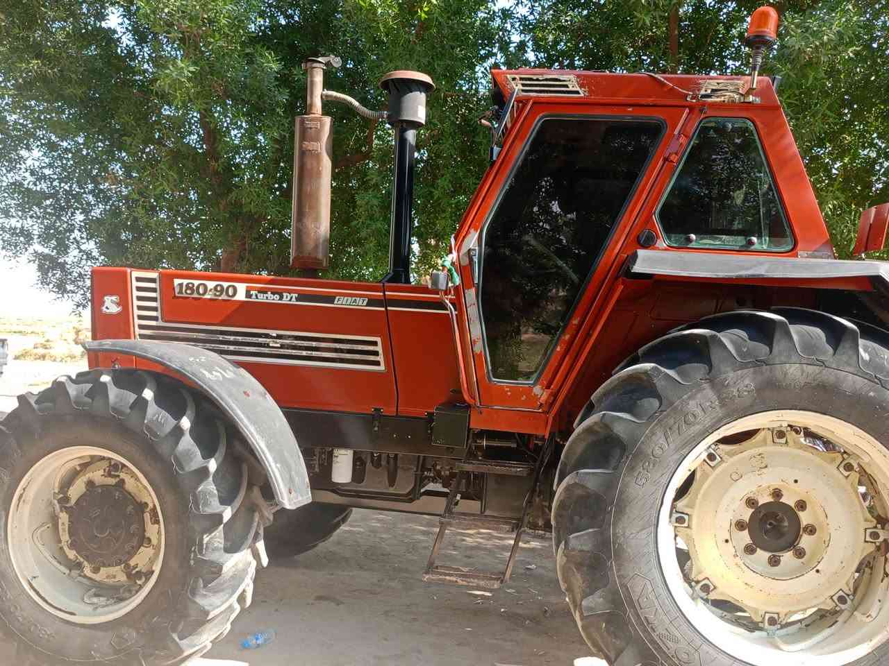 للبيع فيات حجم 180 فول عادي تكمه عريضه اكسن بارز يده بل صفحه دخول جديد كفاله عامه  تصال ***********
