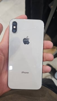 آيفون X • ذاكرة ٢٥٦ • شاشة مبدلة