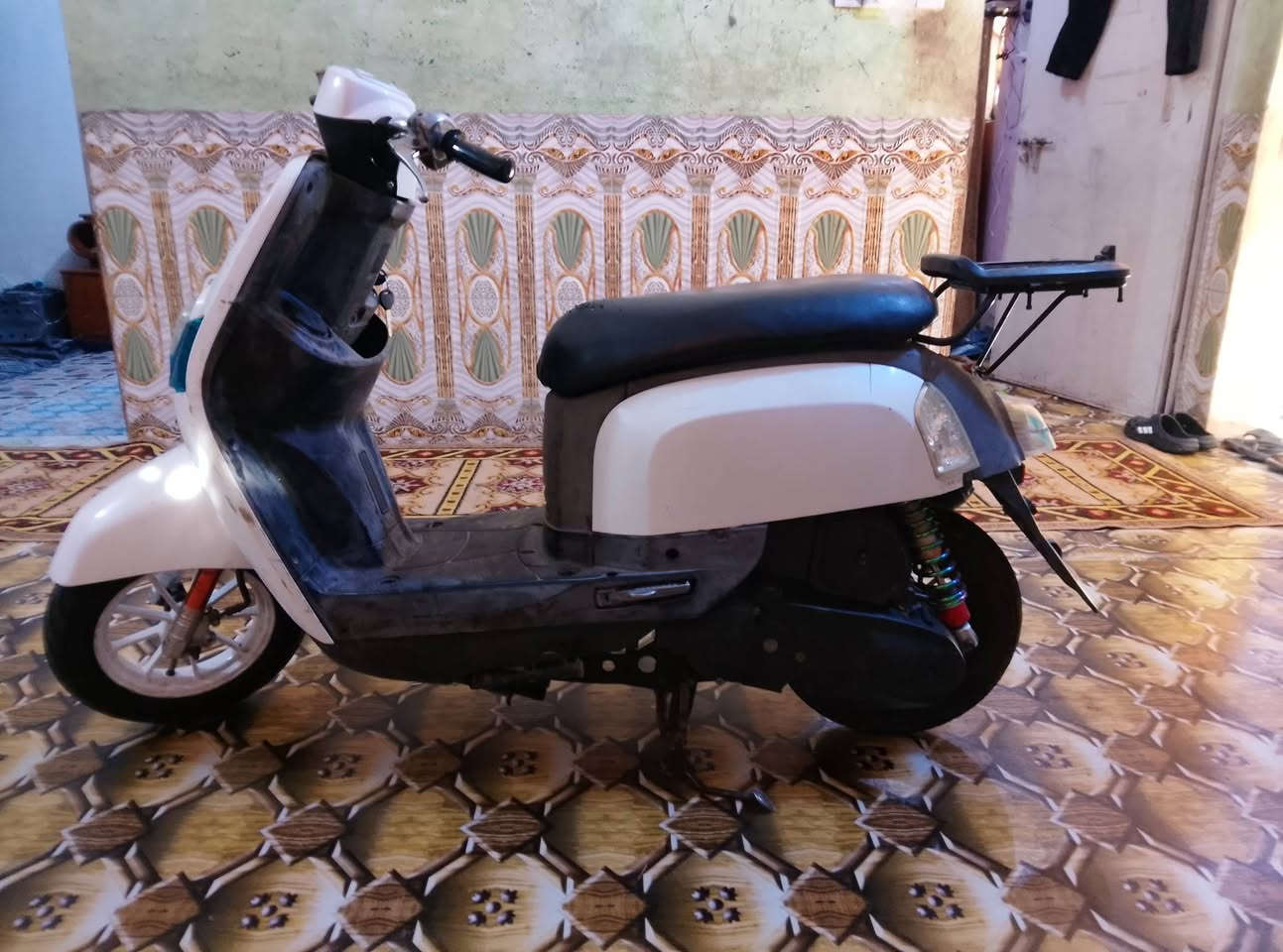 السلام عليكم بوليس للبيع دراجه حلوه ونظيفه مبدل بيها فقد بس والفات مكينتها ناعمه سعرها 550 وبمجال***********

