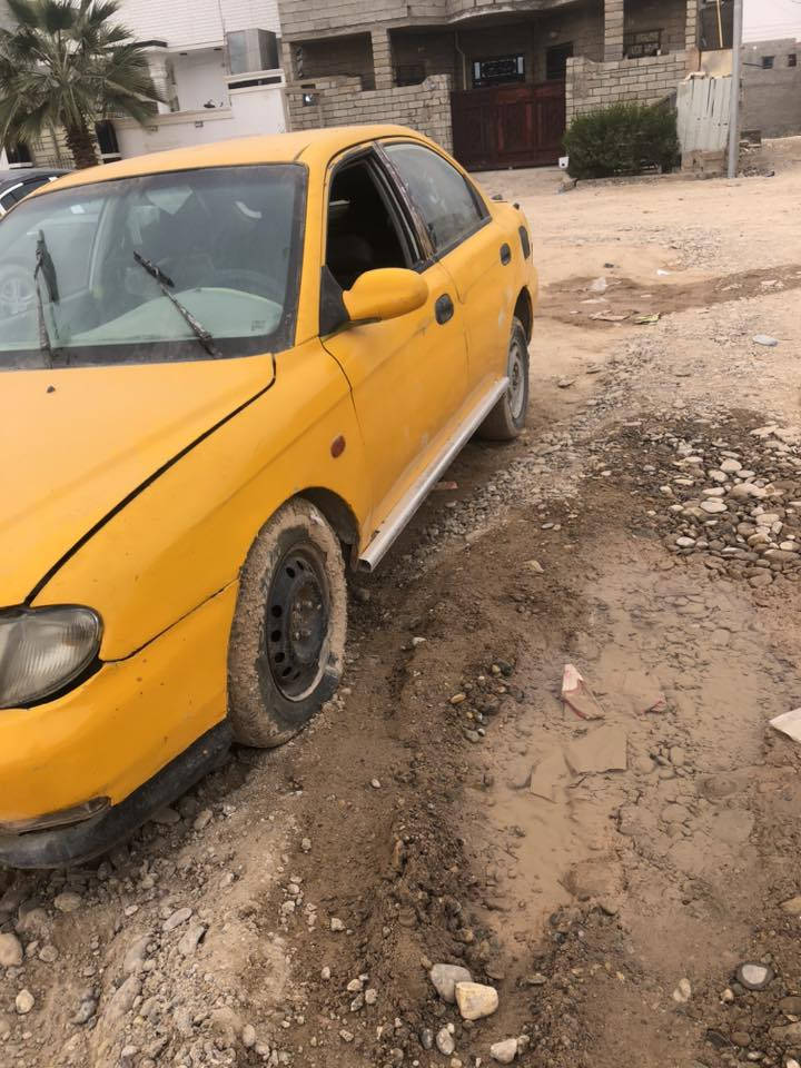 سلام وعليكم 
سياره للبيع. 
سيفيا ٢٠٠٠. 
 ملاحضه سياره طافيه. 
يرادلها.  كير +داينمو + كهربائيات 
تحويل شرط
١٣ورقه
***********
