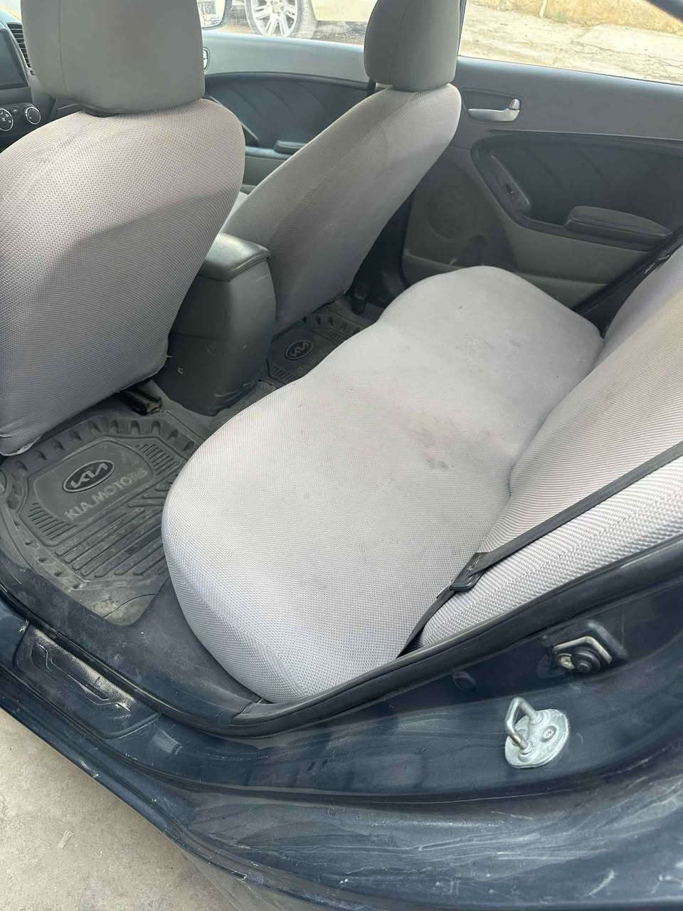 كيا سيراتو خليجي كلين مكفوله من كلشي موديل ٢٠١٦ السيارة بااسمي  تحويل ثاني يوم السعر ١٣٢ 
***********
