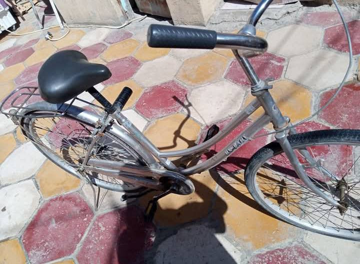 سلام عليكم بسكل للبيع حجم 26 كمال السعر 40 مكان حله شري تصال على الرقم ***********
