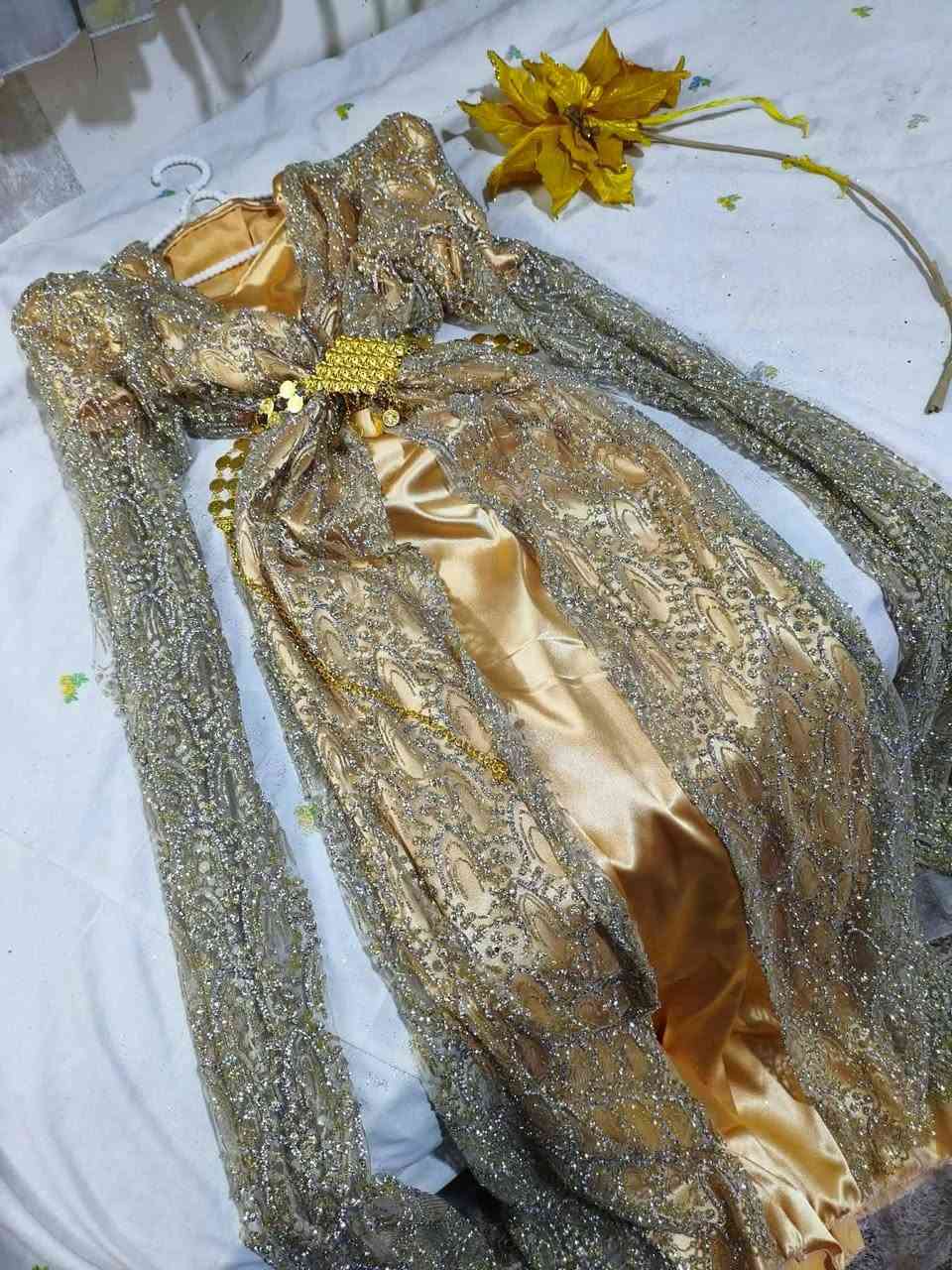 لبسي كردي وخليهم يحجون بجمالج 🦋🥰
حزام هديه 🎀❤️


**إذا كنت صاحب هذا الإعلان وتريد حذفه لأي سبب، رجاءا أرسل رسالة إلى الدعم الفني**