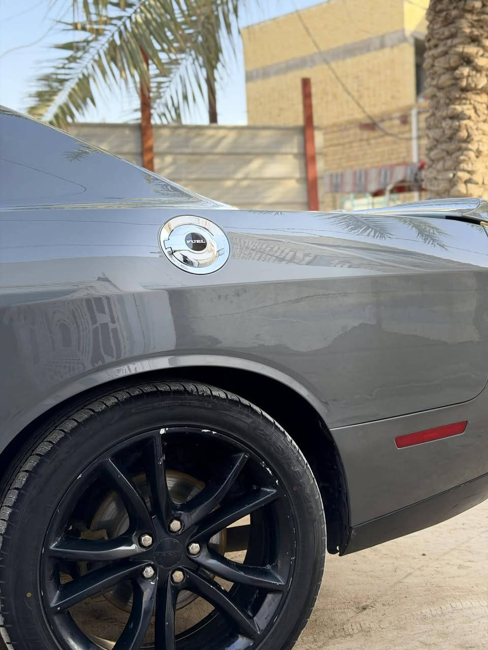 السلام عليكم

چالنجر 2018 ذي قار حره
ماشيه  118m 
سنوية جديده لل 2031 ورقم امكليزي
كشنات جلد تدفئه تبريد تدفئه ستيرن
شاشه كاربلي كبيره 
حساسات خلفيه 
رادارات جانبيه 
تشغيل عن بعد
تبريد قطعتين 
ايرباك برده فقط
منظومة تبريد جديده كامله
عدسات لايت اصلي بدلتهن ب 400 الف
ضربة امريكا تبديل جاملغ ايمن ورش كلير بنيد 
وهنا بالعراق ضربه خفيفه جدا نصبغ بيهه جاملغ ايسر ونص من الباب 

صور الحادث مال امريكا والعراق بالمنشور موجوده
السعر 155 وبيهه مجال
***********
