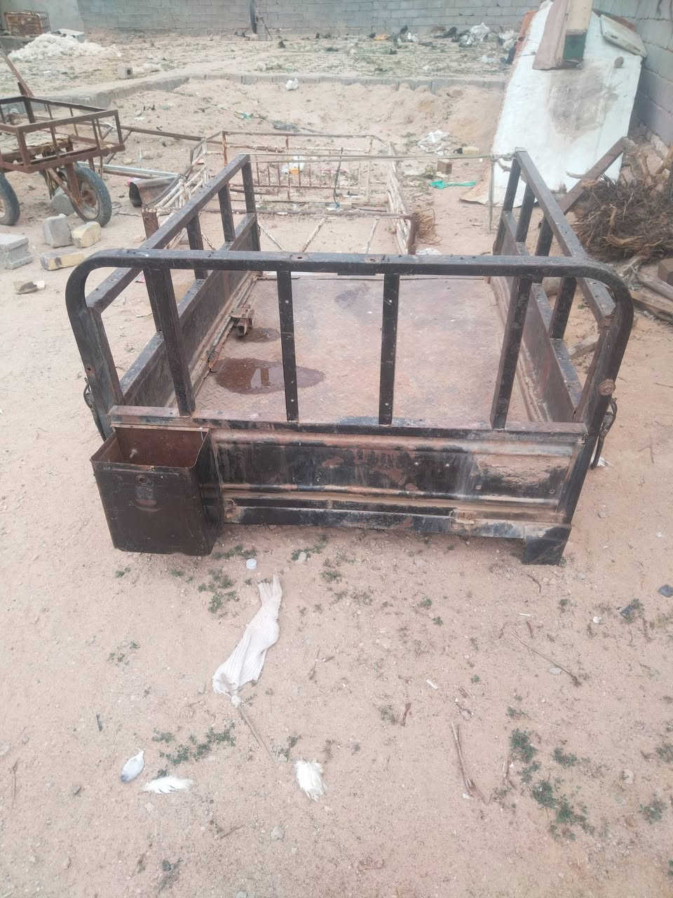 السلام عليكم بدي للبيع ***********
