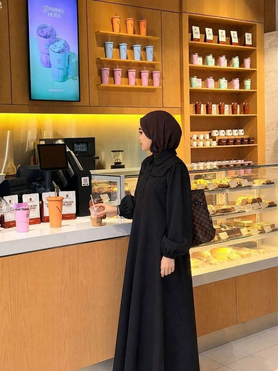 حبيباتي هذا فستان او جبه كلش حلو بلبس ومريح وشوفو جماله


**إذا كنت صاحب هذا الإعلان وتريد حذفه لأي سبب، رجاءا أرسل رسالة إلى الدعم الفني**
