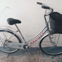 بايسكل بناتي حجم ٢٦ سعر ٥٠ للاستفسار مراسله او الاتصال 07715731221