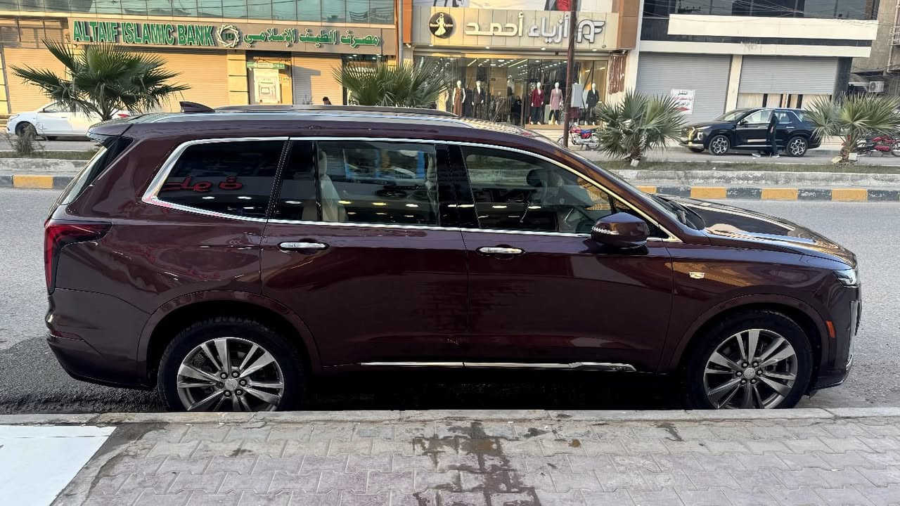 كاديلاك XT6(400) 2023 
المكينه 6v (VVT) 
7 راكب فول مواصفات
وارد امريكي حادث فقط جنطه وراجعه على وظعيتها 
ثلاث نظام قياده 
مثبت + تحديد سار
نظام اقتصادي 
شاشه لمس اوتو كار بلي (وايرلس)
شاشه لمس +ماوس
ستيرن كهرباء +تدفئه
خروج عن المسار
حساسات امامي خلفي
3 قطع تبريد مناخ منفصل
تدفئه وتبريد مقاعد اماميه 
تدفئه مقاعد خلفيه
المقاعد منفصل Vip
مقاعد الصف الثالث كهرباء فتح واغلاق
لايت 3 عدسات ترحيب
ترحيب شعار كاديلاك عند الاقتراب وفتح السياره
صندوق كهرباء (فتح واغلاق بالحركه )
السياره جديده كلش رقم بغداد
سنويه جديده باسمي تحويل مباشر 
ماشيه ٤٢ مايل
وبعد هواي مواصفات بيها 
السعر والاستفسار على  الرقم فقط  ***********
