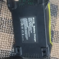 شاحن بطاريات • دريل