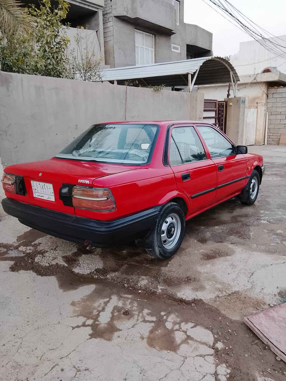 كورله موديل ٩٢ابلادي سمكره وصبغ حراري عام للجماليه صدر كامل امامي وخلفي تخم تاير وباتري سياره روعه وبسمي محرك بيه خيط تبخير وكير كامل   سياره مال جناي السعر ٥٢رقم موبايل *********** وشرط التحويل
