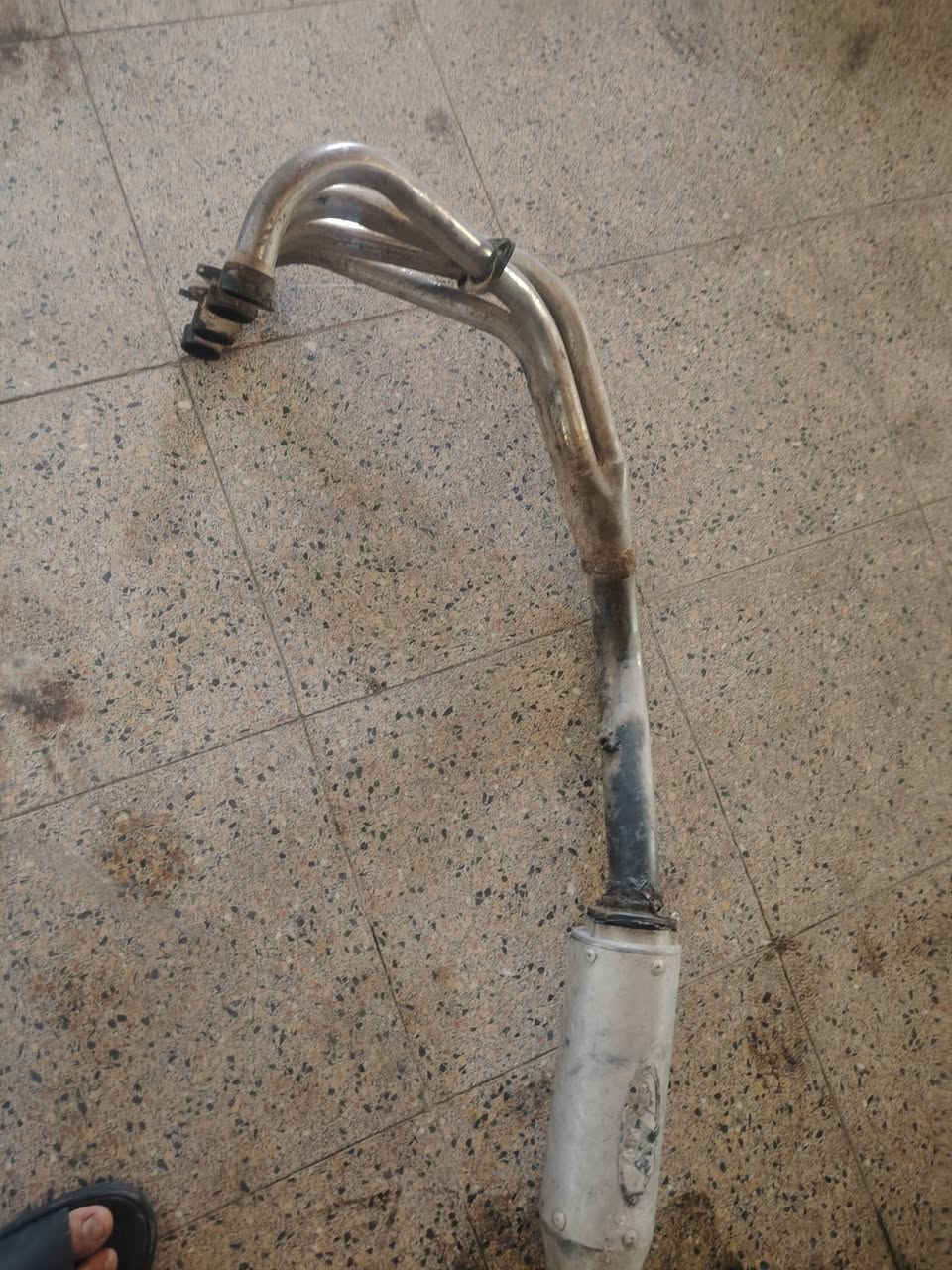 مكينت سيبي جيل اول  عل فحص شرط لا نضوح لا صوت لا بخار سعر ٥٠٠ الف  كابريترات ب٦٠ الف  دبلات اماميه لا مجفتات ولا نضوح جدد ٧٥ وياله زوج ١٠٠  شاصي ٧٥ مكان ديالئ بعقوبه *********** وتساب ***********
