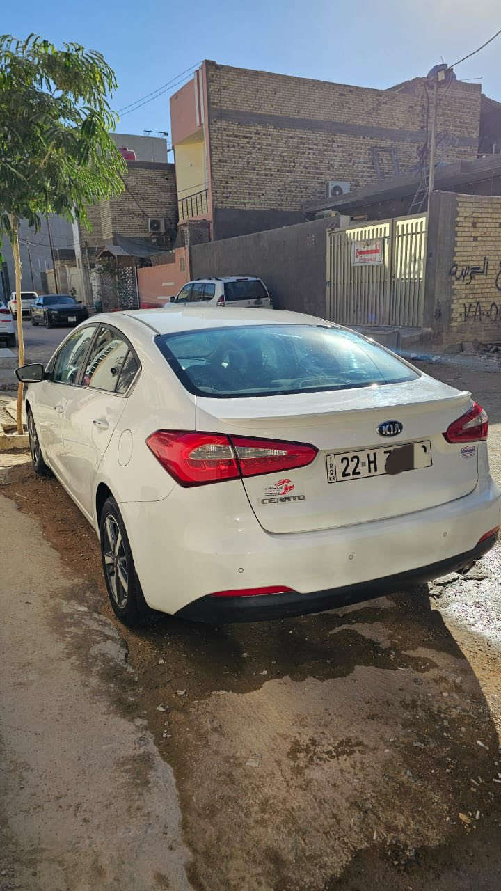 يالله الله هم صلي على محمد وال محمد
للبيع سيراتو
موديل 2014
فول الفول سويج جاهزه من كلشي 
بيه طخ بل دوسه +الجاملغ الامامي 
سعره 129$وبيه مجال للطيبين

ملاحظه مكلف بل نشر 
رقم صاحب السياره ***********
