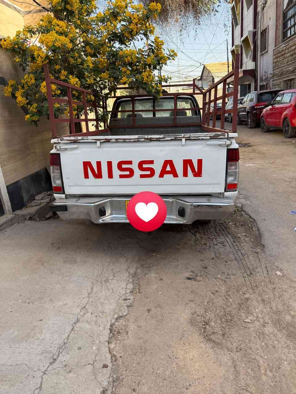 السلام عليكم بيكم نيسان 2002 سيارة صبغ عام مكينة گير اكسل بلاد 
شاصي بدون صبغ تجي تفحص وتشوف بعينك سنويتها ب اسمي تحويل ثاني يوم  رقم بغداد  السعر 63$ وبيهة مجال 
مكانهة بغداد كرادة  وهذا رقمي 
***********
