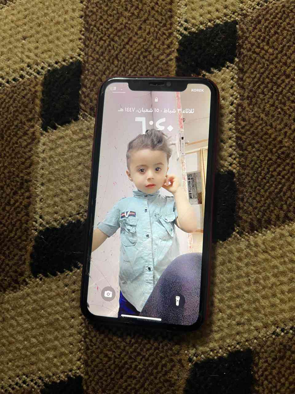 سلام عليكم 
11عادي للبيع 
بغداد _ابوغريب عكركوف
مبايل مانفتح ولا مبدل بي شي. كله بلادي مال بيت 
بطاريته 82 اصليه ابلاديه 
ذاكره 128
السعر (250) بي مجال 
رقم الهاتف ***********
