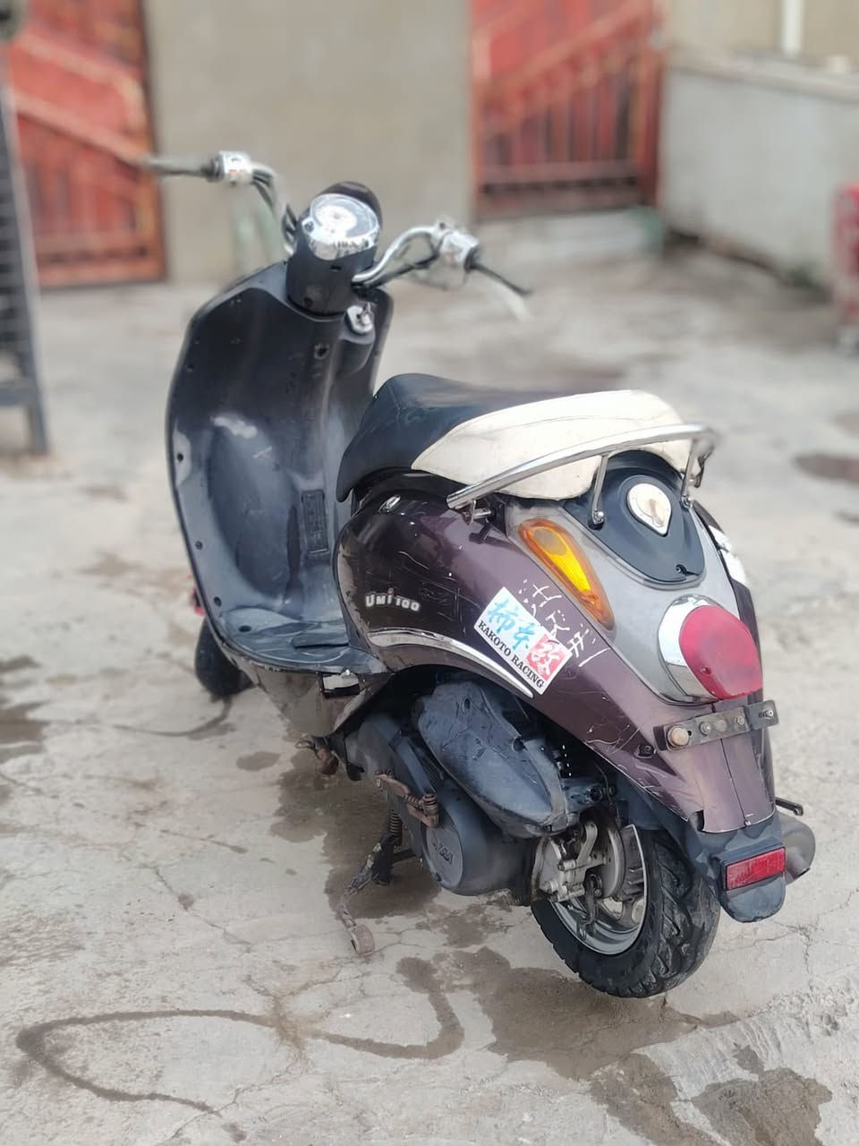 السلام عليكم سيام كلاسيك 120 سرعة طافية كوم حديد الميكنة شغالة فقط كاطعة نار كهربائيات كلهة شغالة دراجة نصبتهة تخبل بس كطعت نار فقطططط سعرهة 200 وبيهة مجال العنوان بغداد سريع حي العامل  *********** واتساب
