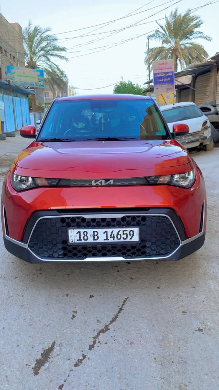 السلام عليكم كيا صول ٢٠٢٣بصمه شاشه كبيرى رادارات لون مشمشي عداد المسافه ٣٧ميل حادث بنيد بارد قليل وباب خلف السايق كلير من امريكه بدون دواخل وبدون شواصي وبيهه موصفات اخرى مكان السياره بابل ***********
