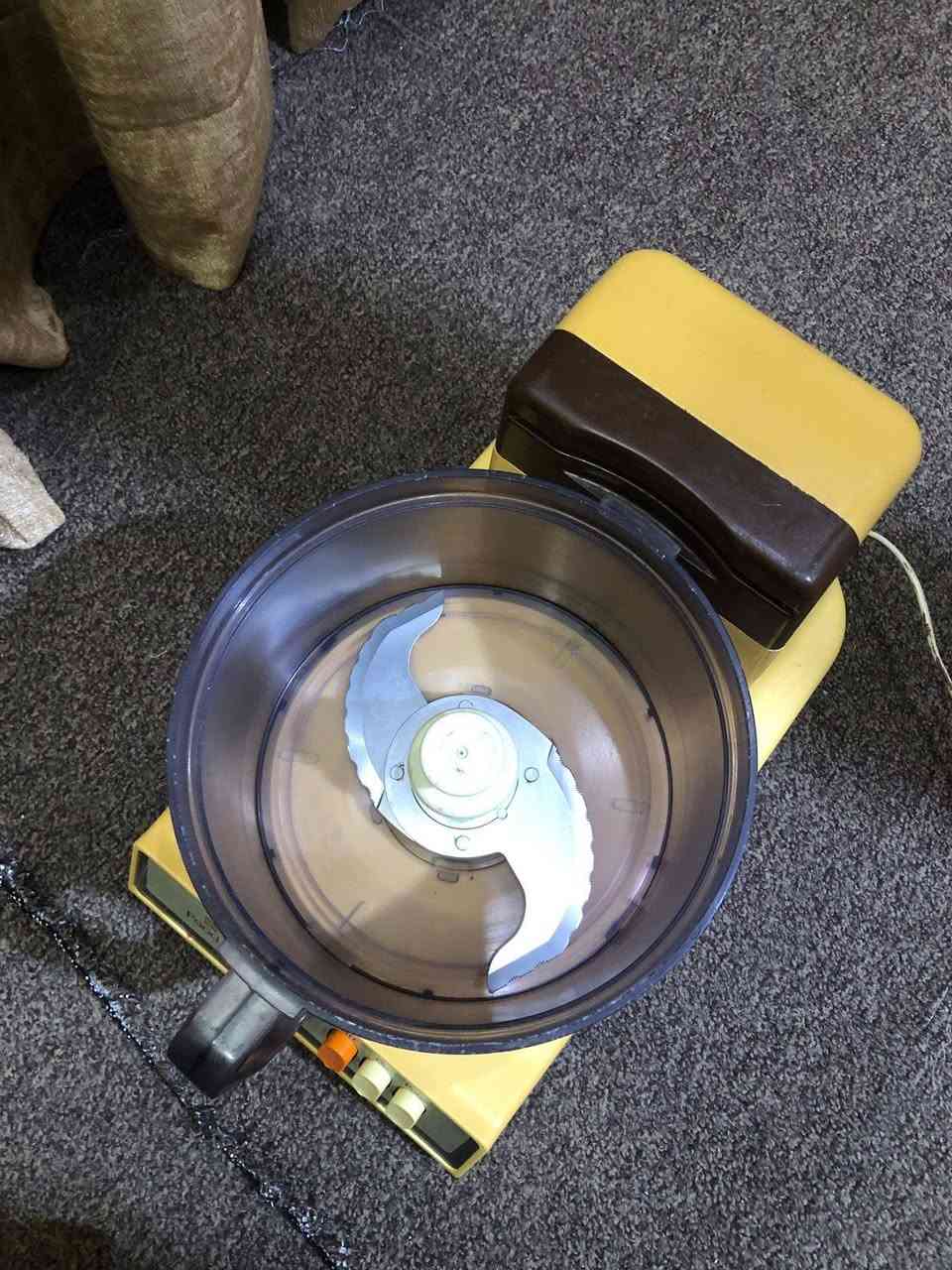 محضرت طعام ناشونال ياباني شغاله على الفحص
***********
