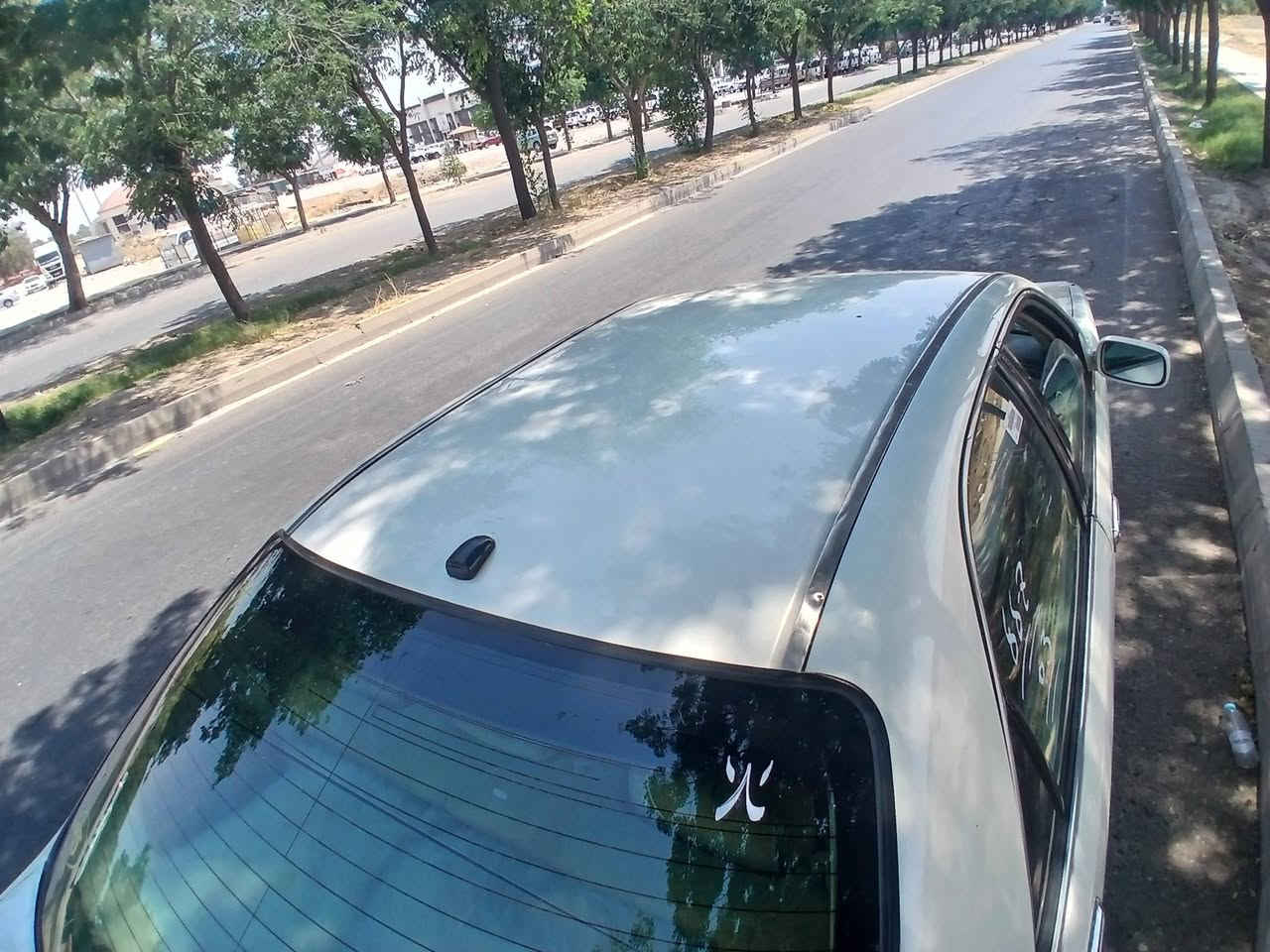 مەلیکە بڕاوە vvt خۆم باسی نەکەم نازانی بڕاوەیە
٢٠٠١ 
گێڕو مەکینە بەشەرت هەڵمی دەمیشی نیە
تەقەو ڕەقەی نیە
مشتی سوکان بەشەرت
سەقفی بەشەرت
کۆتایی ٢٨ گڵا
*********** لەکەلارم
