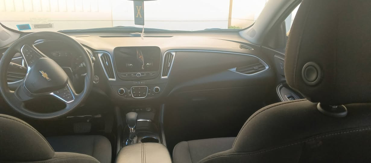 سلام عليكم من رخصت الادمن ماليبو 24 LT فول ماشي 24 باسمي رقم نكليزي دخول جديد ضرر بنيد *********** سعر 124بي مجال قليل
