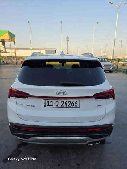 هيونداي سنتافي ليميتيد .2023
ابيض صدفي
تخم تاير جديد 
باتري جديد 
سنتافي  لمتد فول ١/١ رقم بغداد بأسمي
 بنزين حجم المحرك ٢٥٠٠ سي سي وارد امريكي ضررها تبديل ٣ قطع نفس لون ابواب ٢ وجاملغ ١ .ماشية  48 mal
5 راكب

المواصفات:-
- مفتاح ذكي بصمة + التشغيل عن بعد .
- كير بنظام الازار المنفصلة الاصدار الجديد ( بيانو)

- نظام HTRAC الحديث 
- بنوراما فتحة سقف.
- خاصية ISOFIX   ايزو فكس قفل الاطفال
- نظام مانع الانزلاق
١- نظام نزول المنحدرات.
 - نظام اطفاء المحرك (A) ذاتيا في الازدحامات لتوفير الوقود
- شاشة تدعم Apple Car play و Android وبلوتوث مدمج والأوامر الصوتية

- الشاشة الوسطية حجم كبير ١٢ انج مع دعم الملاحة بالخرائط GPS وبوصلة للاتجاهات
- شاحن هاتف wireless
-  مخارج شحن USB وتشغيل الميديا
- منافذ للطاقة كهرباء 12فولت ومنفذ 110 فولت
-  المرايا الجانبية قابلة للطي + نقطة عمياء + هيتر + اشارات
- مرايا جانبية بخاصية الترحيب والفتح عند الاقتراب والاضاءة في الضلام
-  الصندوق كهربائي ذكي يفتح عند الاقتراب
- حساسات ضغط الاطارات 
- حساسات أمامية / جانبية /خلفية
-  كامرة اضافية لتقنية منع الخروج عن المسار
- ميزة التوقف الذاتي للمركبة منعا للاصطدام عند القيادة او الرجوع
- مرآة داخلية بخاصية التعتيم الذاتي 
- سستم صوت هارمن كاردن 10 سماعات محيطية مع دمام وتويترز 
- مثبت السرعة Cruise وميزة التباعد عن المركبات
- قفل الابواب والنوافذ / خاصية عدم العبث للاطفال
- القفل المركزي للابواب وعدم الفتح عند مرور مركبة بشكل قريب من السيارة 
- مقعد السائق خاصية الخزن وميزة الخروج المريح عند الاطفاء
-  المقاعد الامامية كهرباء + تبريد + تدفئة
- المقاعد الخلفية تدفئ
- الداخل جلد بلون مميز تطعيم الدواخل
- ستائر جانبية 
- شفتات رياضية بالمقود
-  التبريد والتدفئة تحكم شاشة وتحكم يدوي ايضا
-  التبريد امامي خلفي مناخ منفصل
-بردات أبواب خلفية  وكذلك في الصندوق
- قبضات أبواب ألمنيوم مع خاصية الانارة ليلا
- حساس لمس ابواب لفتح وغلق باب السائق والراكب
- ماسحات امامية حساس / تشغيل تلقائي وسرعة حسب غزارة المطره 
٢- ماسحة خلفية حساس /  تشغيل تلقائي عند المط-- اريل نفكيتر مدمج بتقنية التقاط بث الراديو-HD٤- الصندوق كهربائي ذكي يفتح عند الاقتراب
سعر210 وبي مجال 

رقم الهاتف
***********
