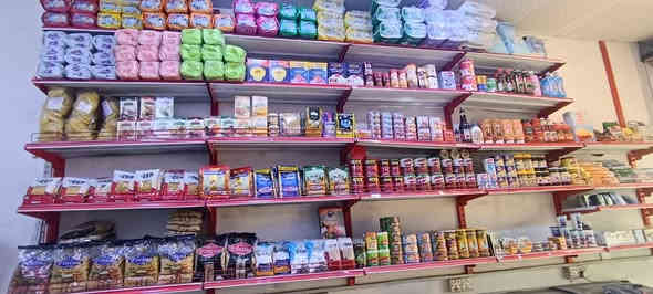 اسواق للبيع في بغداد العامرية شارع المنظمة لعدم التفرغ
***********
