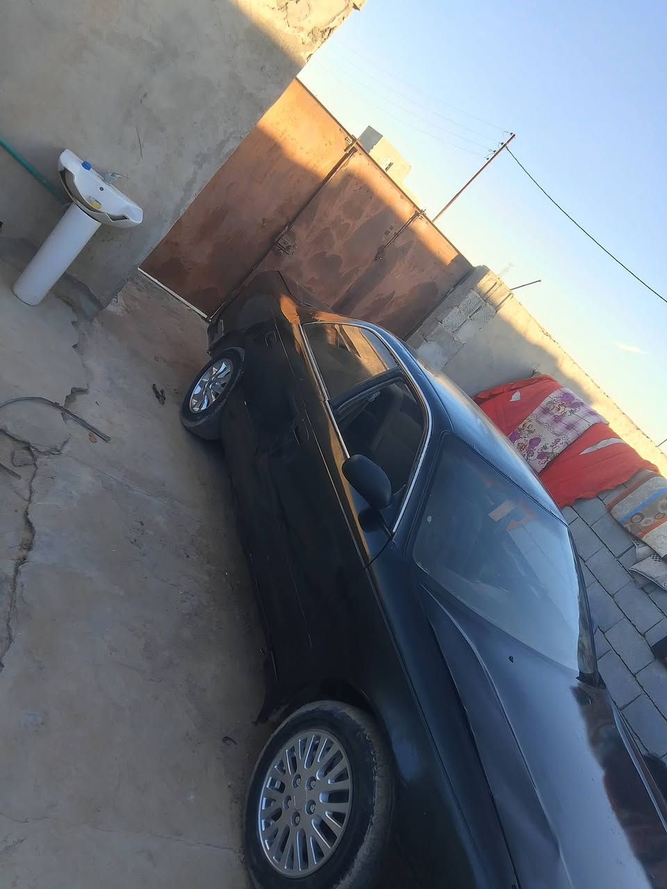 سلام عليكم سياره مارك نفخ كفاله كص ونقل مكينه وكير جدد حداديه طخم تاير حلو السياره فقط بس سنويتهه ضايعه السعر 25 وبيها مجال شي بسيط واذا اكو مراوس اراوس حسب القناعه رقم الهاتف ***********العنوان بصره سفوان
