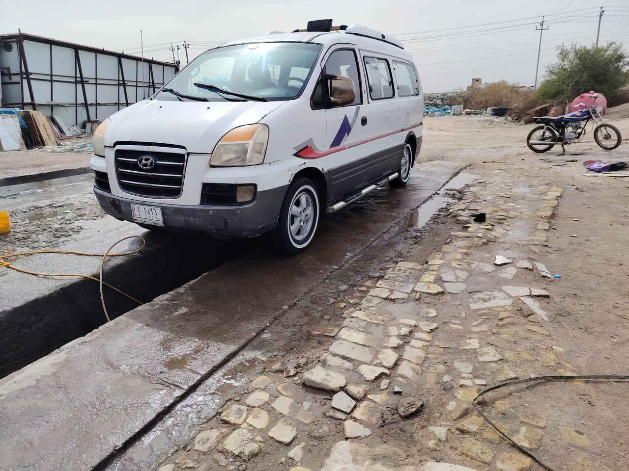 سلام عليكم هونداي ستاركس موديل ٢٠٠٧ مشروع وطني سنويه مجدد لل ٢٨ تحويل ثاني يوم للاستفسار علا الرقم *********** مكان ذي قار سوق الشيوخ
