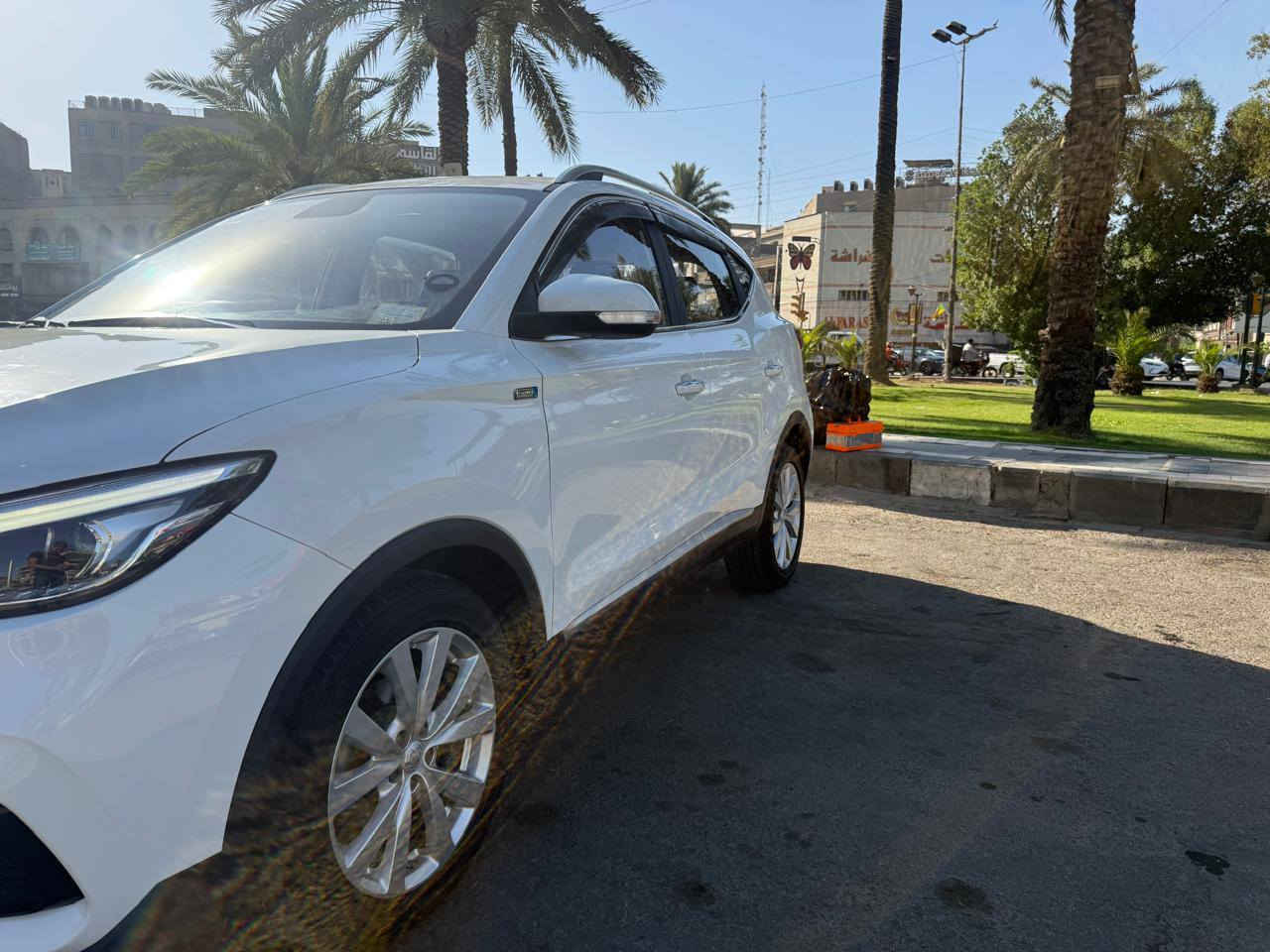 سلام عليكم من رخصه الادمن MG/zsموديل 2020ماشيه 13الف حقيقي مواصفاتها معروفه تحكم استيرن بنورامه كشنات جلد وبيها بعد السعر المطلوب 110وبيها مجال مكان السياره بغداد *********** مكلف بلنشر
