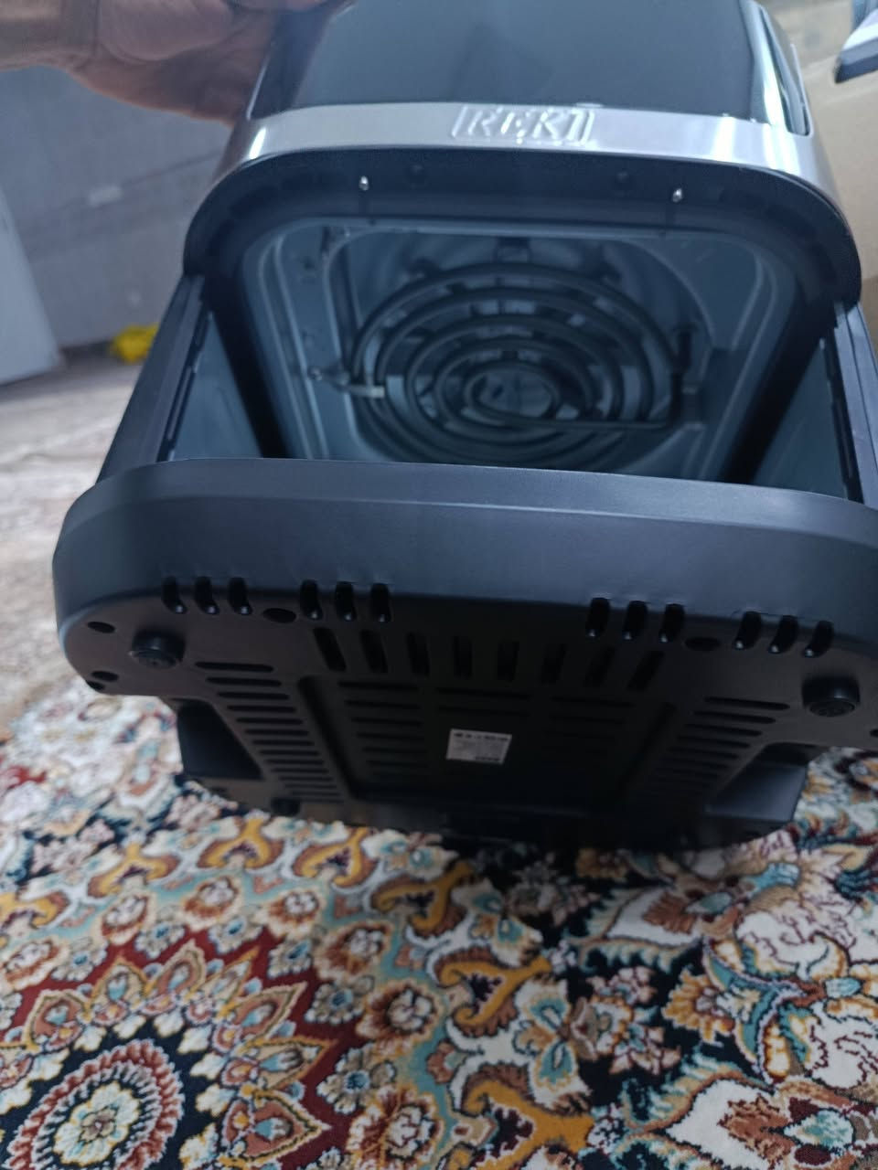 سلاو ڕیز ئەم فرنەی مڕیشک برژاندنە بۆفرۆشتەتازەیەو هیچ بەکارنەهاتووا هەرکی ویستی پەیوەندی بەم ژمارەبکات***********
