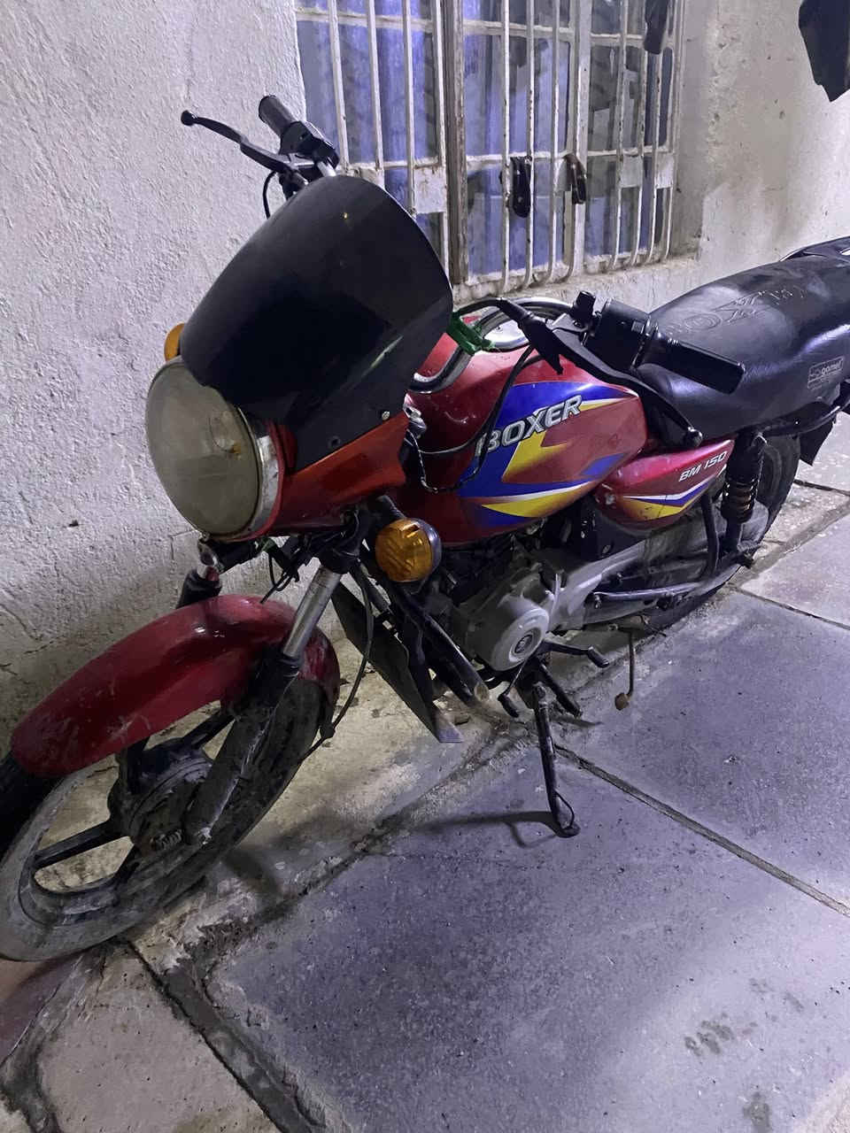 درجه بوكسر البيع العنوان جبيلة القيادة البحريةسعرها مليون وميه الدرجة أوراق ***********
