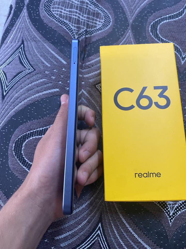 السلام عليكم للبيع
ريلمي c63جهاز لوك شرط ما بي جلخ 

ما مبدل بي ولا قطعه ذاكره 128

الضهر جلد مرغوب استعمال قليل يجي الجهاز بل كارتون معه جميع الغراض داخل الكارتون  

السعر 175وبي مجال الشراي يجي خاص او عل رقم ***********اسيا
