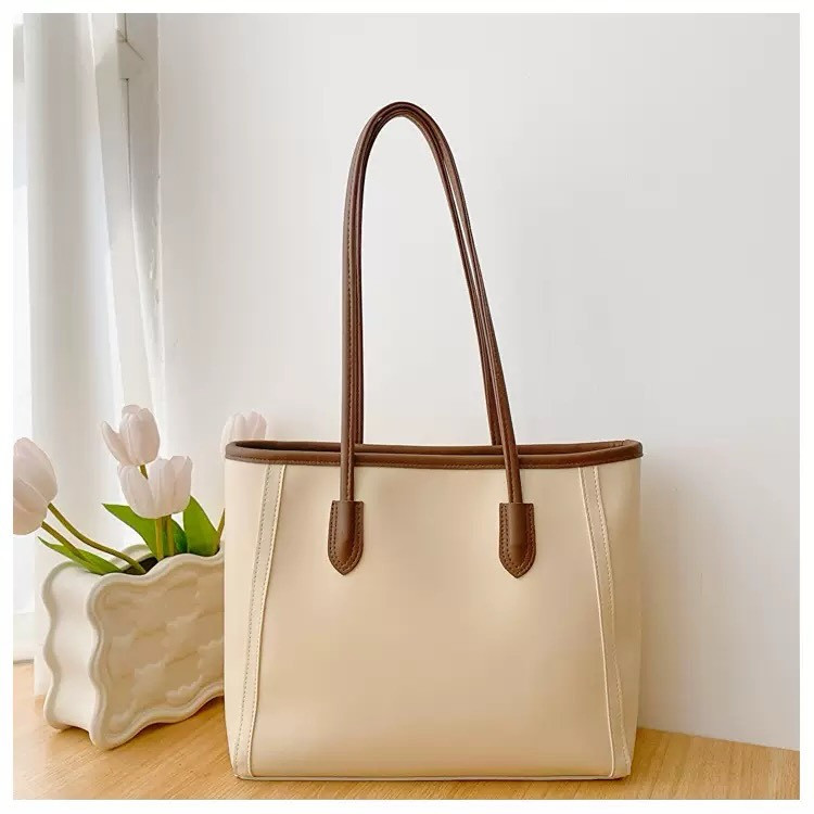 حقيبة جلد لطيفة🐝💐
السعر :10 الف 🌸
القياسات :27*37 cm 🩷


**إذا كنت صاحب هذا الإعلان وتريد حذفه لأي سبب، رجاءا أرسل رسالة إلى الدعم الفني**