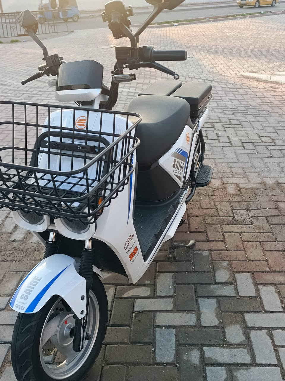 السلام عليكم دراجه شحن بيكم ست بطاريات دبل تاير 12 دراجه جديده ونظيفه بغداد حي العامل موجود *********** #الجميع
