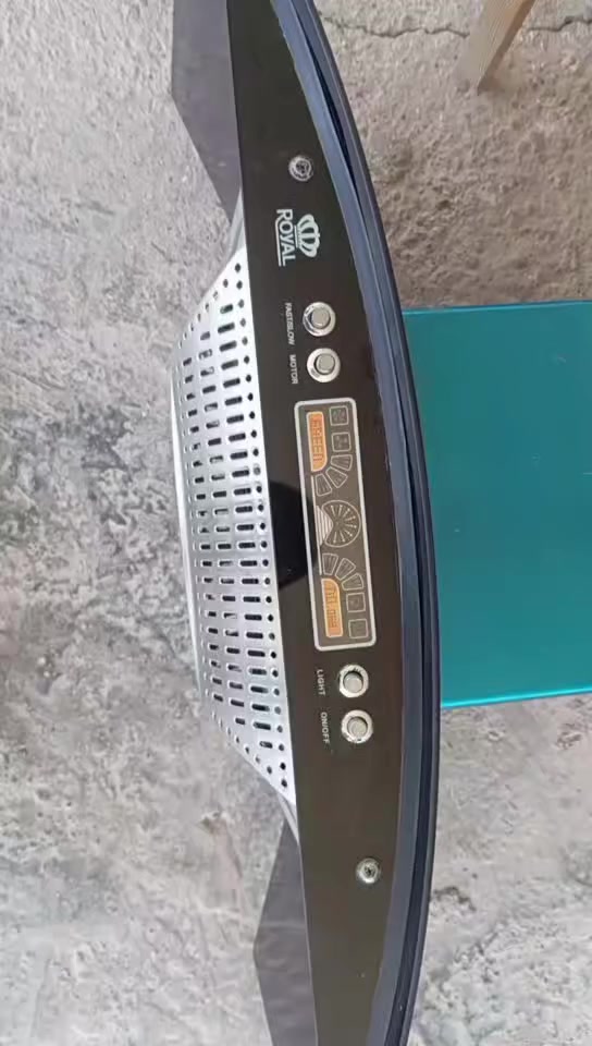 سلام عليكم ساحبة جديدة مستعملة شهر شرط الفحص ب60 
رقمي ‏‪‏‪ 0787 690 8386‬‏‬‏بي واتساب
