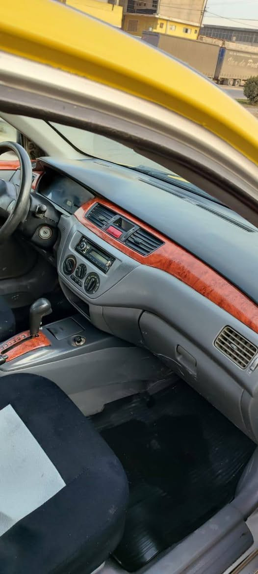 مستبوشي لانسر 

موديل 2007.

رقم نينوى إنكليزي

ضرر جاملق الخلفي اليمين

هيئه غرامات صفر 

محرك شرط 

تبريد تدفئة شرط

كابون بانزين بيها 

طخم نظيف 
السعر75 وبيها مجال 
وترهم مراوس كيا حمل حسب القناعة

*********** 
***********
